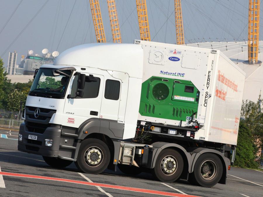  Mercedes-Benz Axor 2543 2011 года  (UK) (фото 3 из 4)